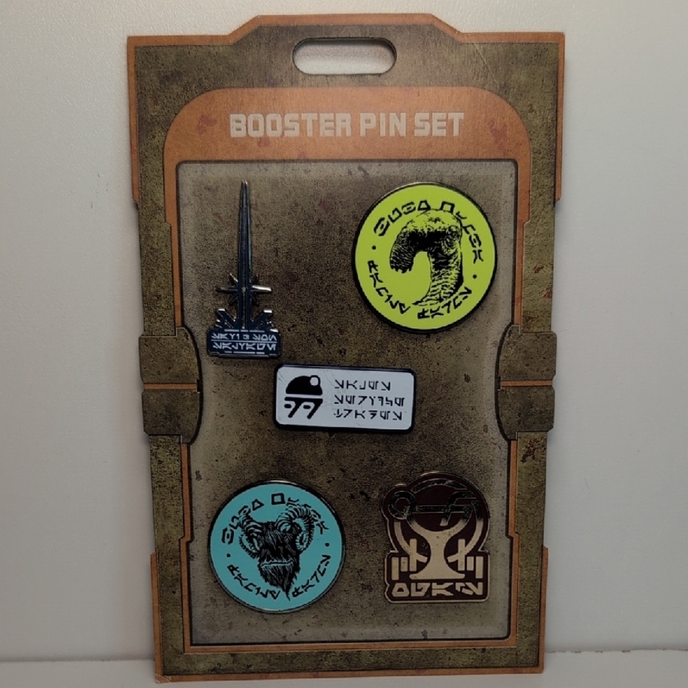 Disney Star Wars Booster Pin Set